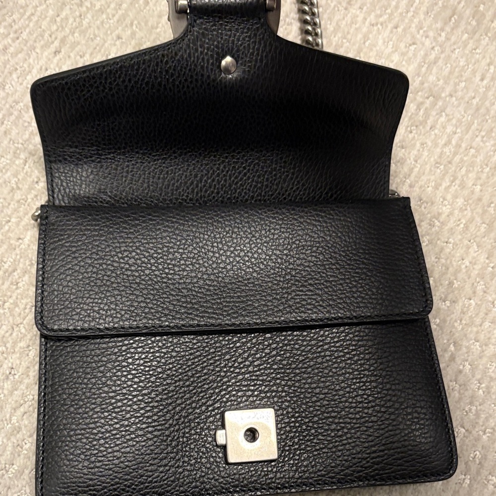 Like New Gucci Leather Chain Shoulder Bag - Picture 5 of 11